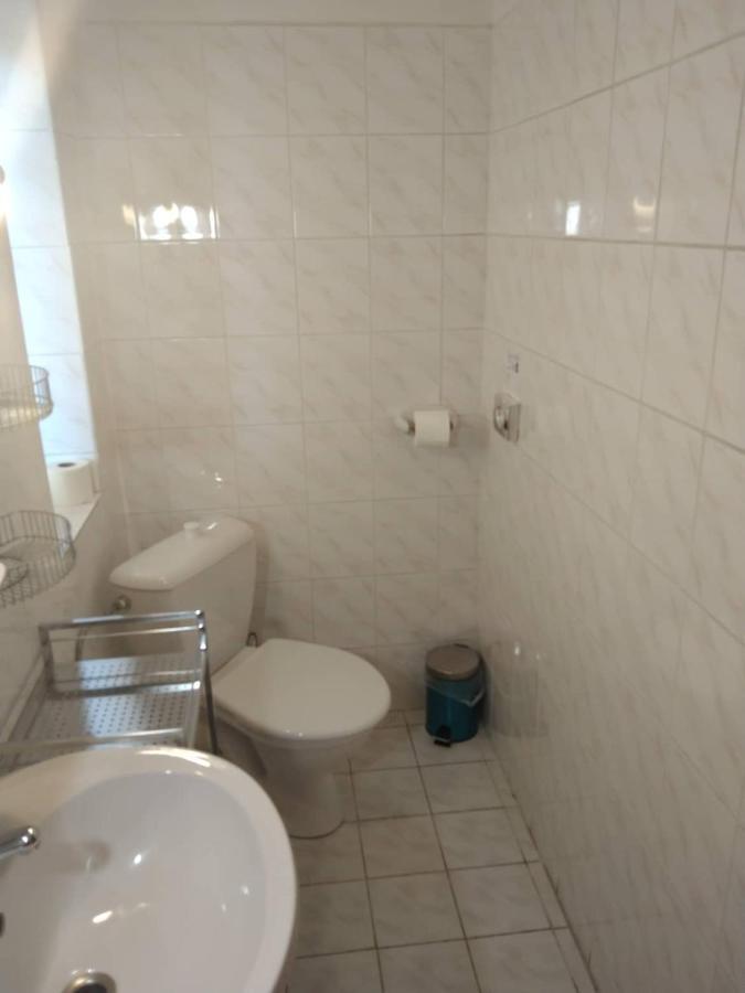 Hotel Jaro Melnik Bagian luar foto